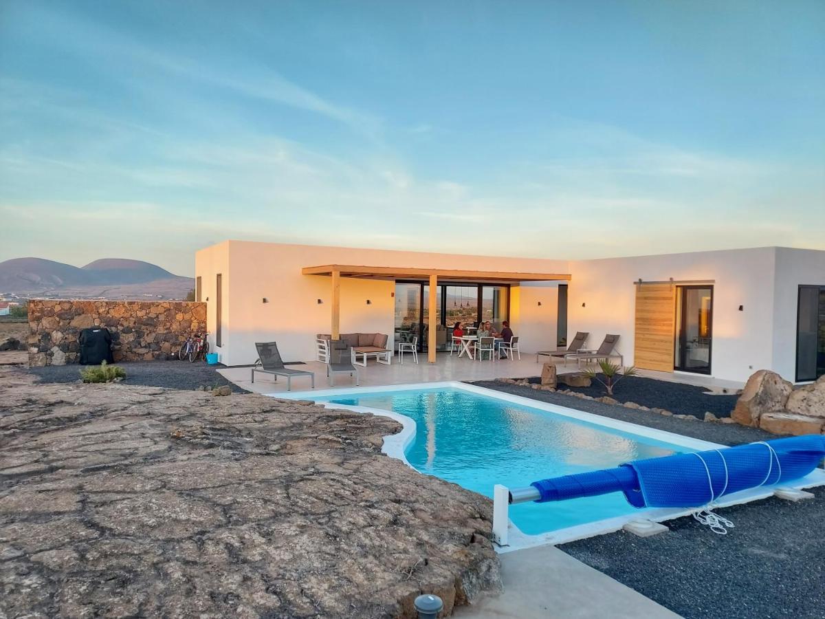 Villa Tabaiba En Lajares Con Piscina Exterior foto